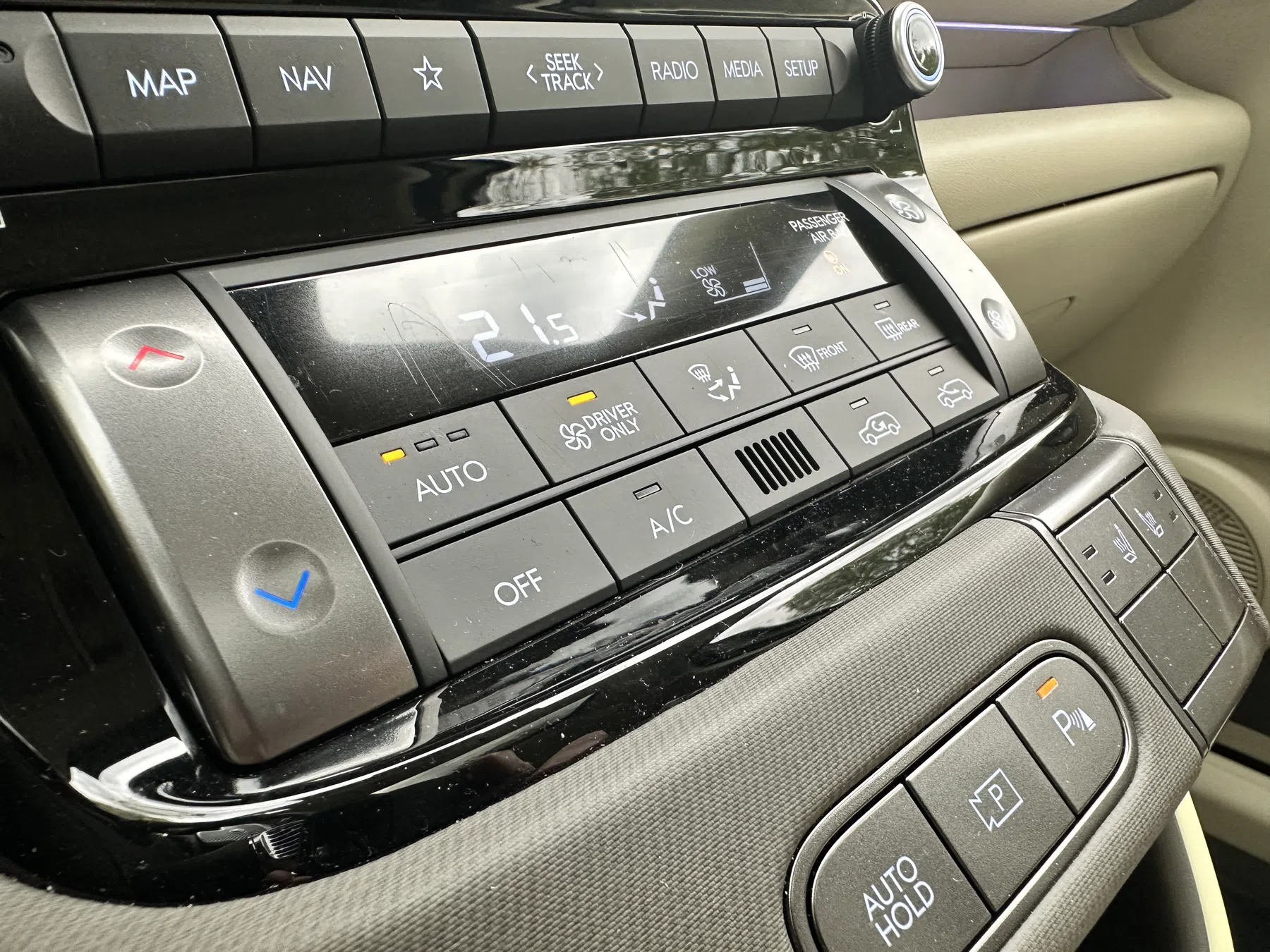 Fysieke knoppen: hoera!