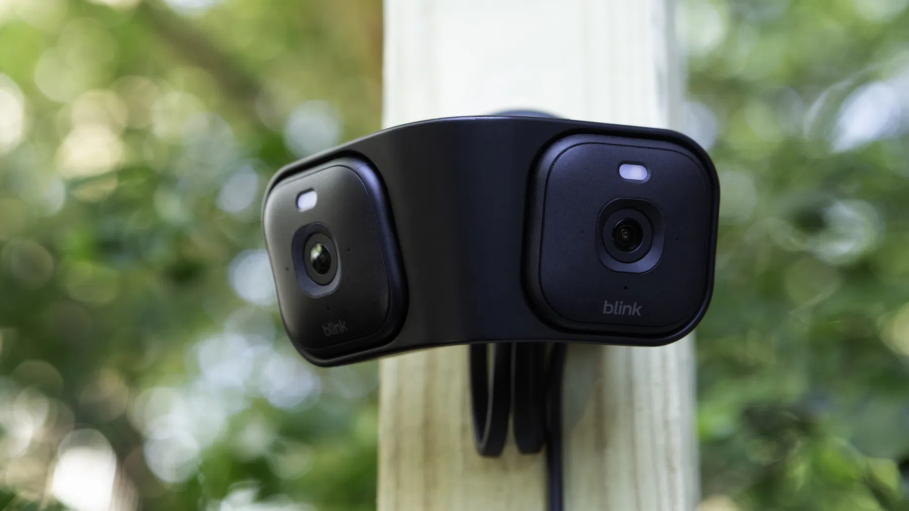 Twee camera's voor extra breed beeld.