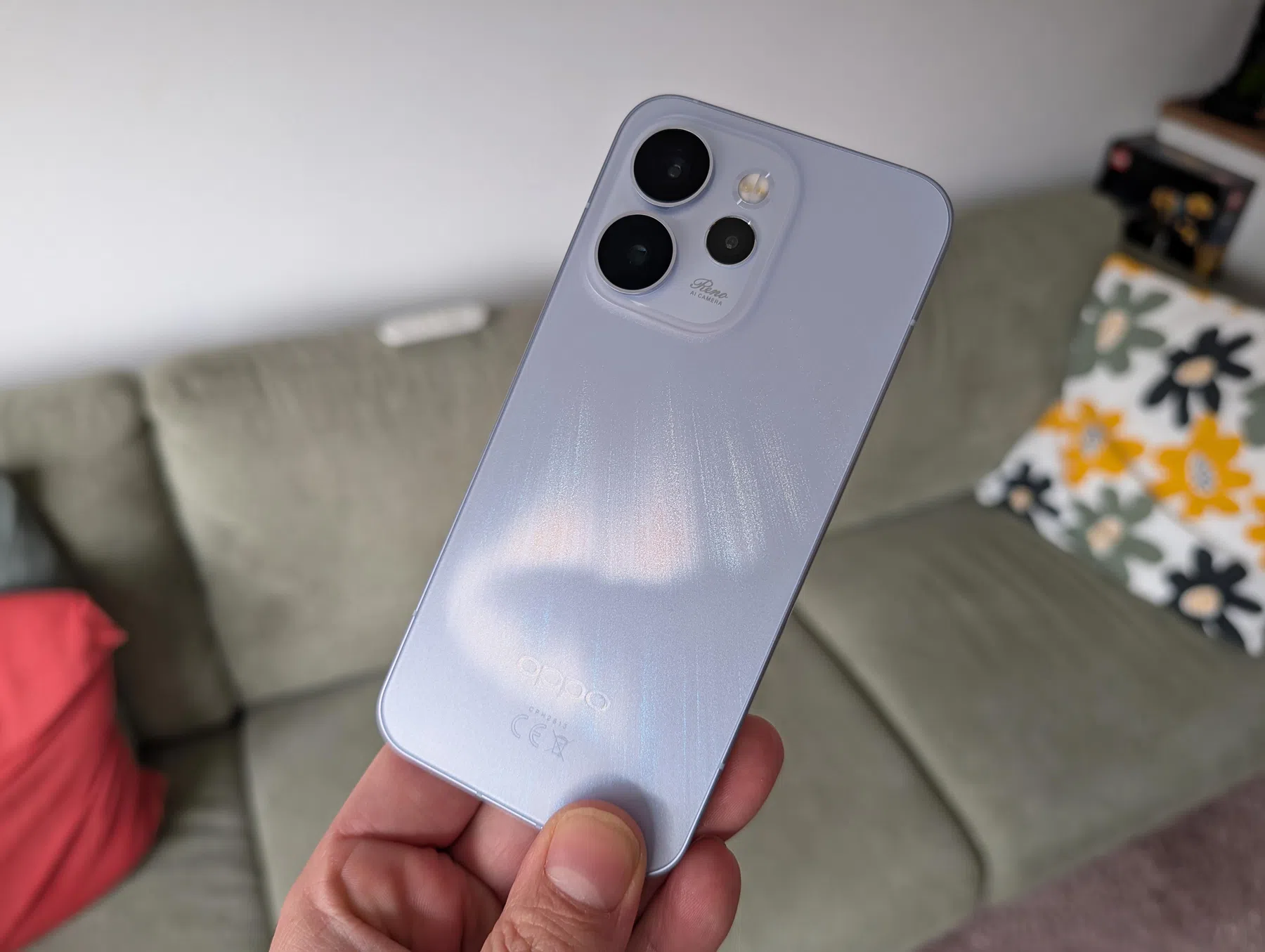 De achterkant van de Oppo Reno 15 Pro.