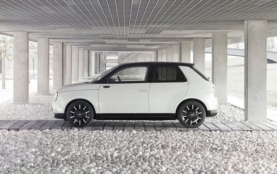 Honda e zijkant