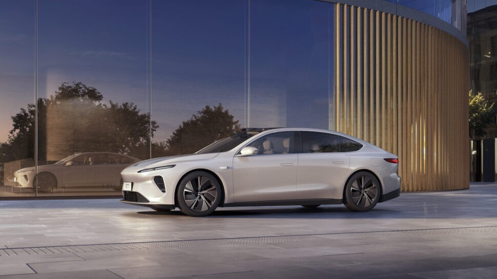 Nio ET7 zijkant