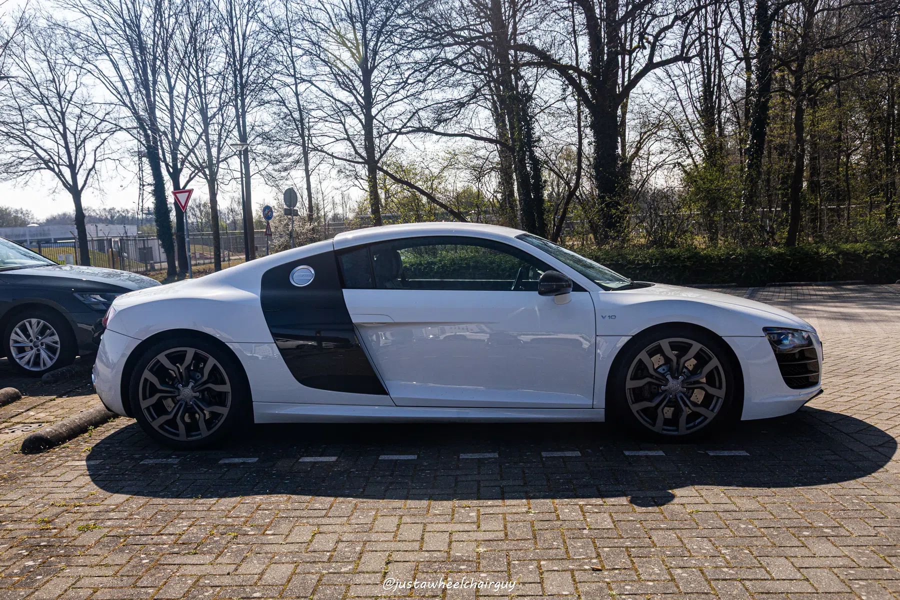 Audi R8 V10