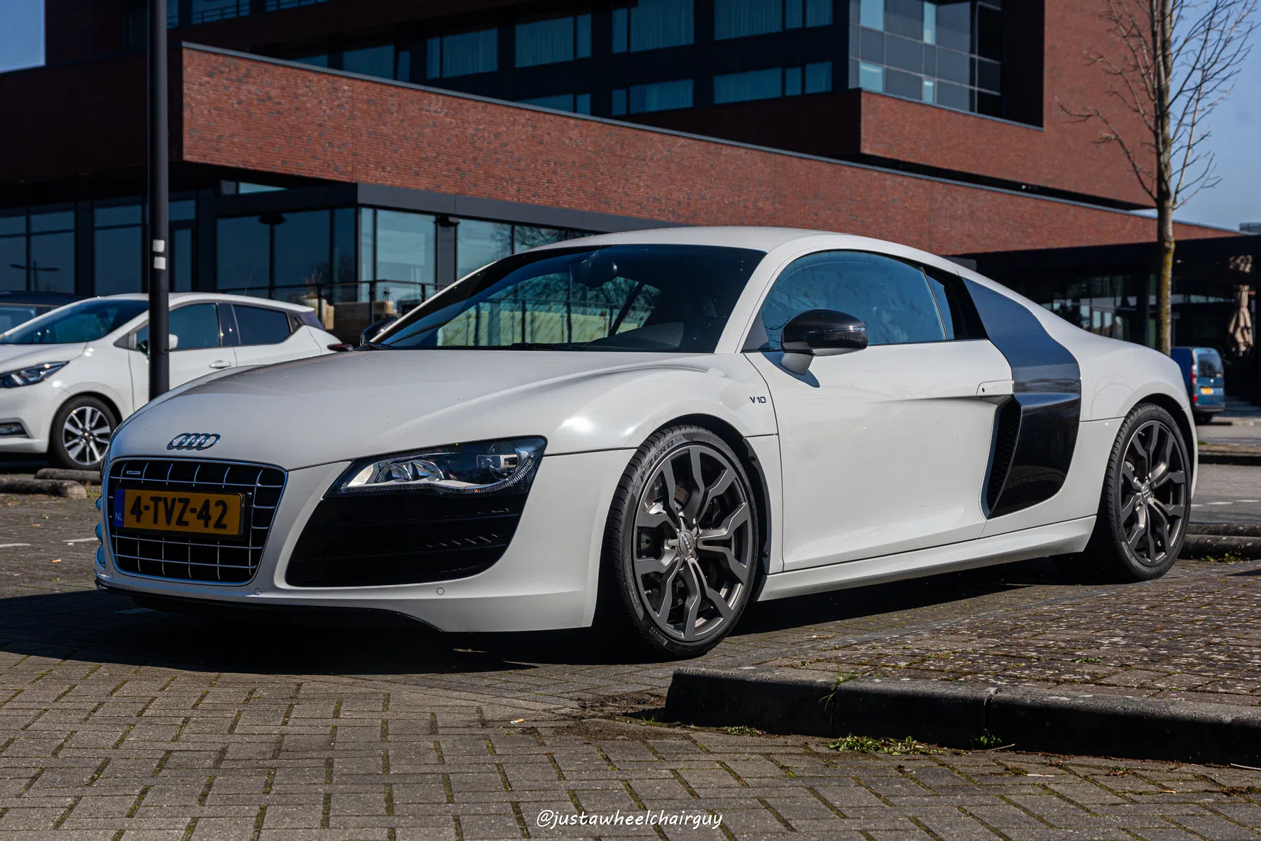 Audi R8 V10