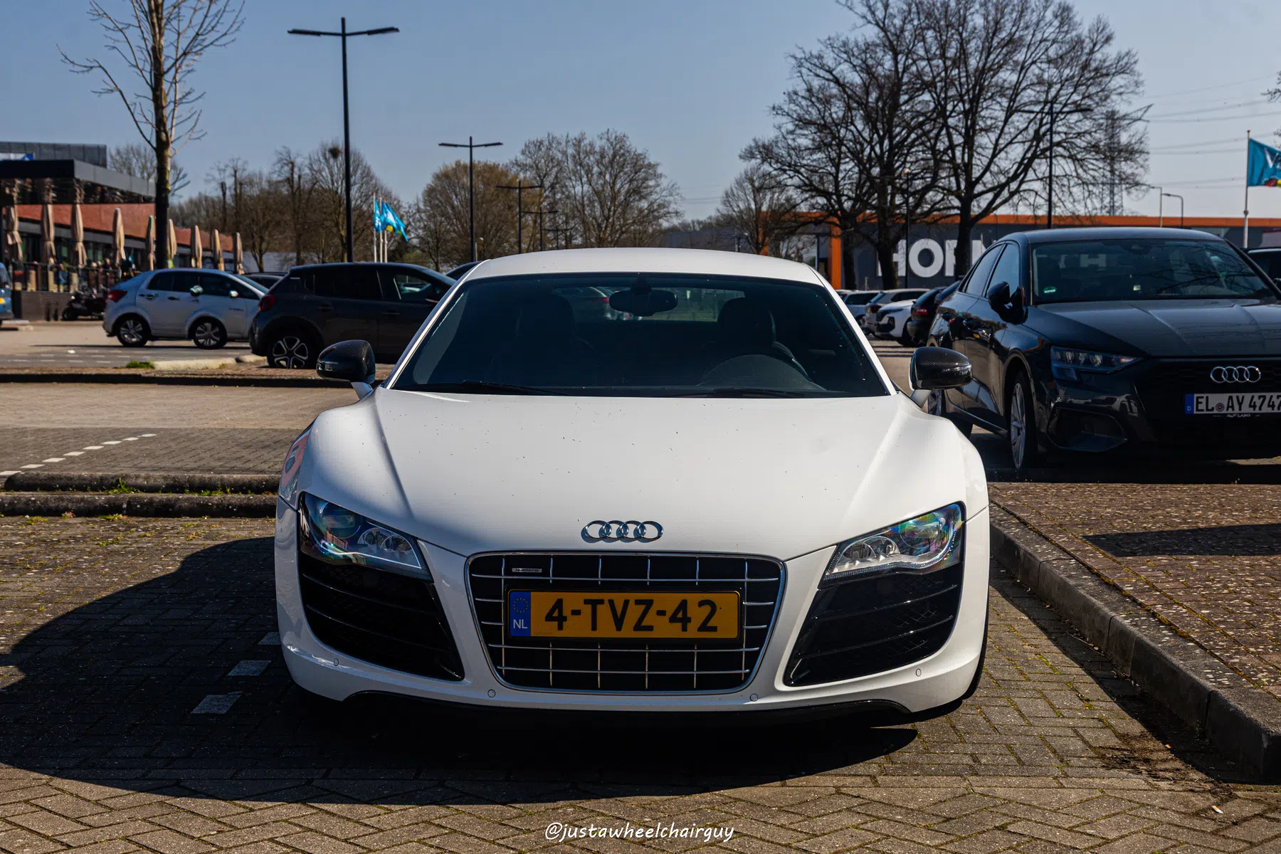 Audi R8 V10