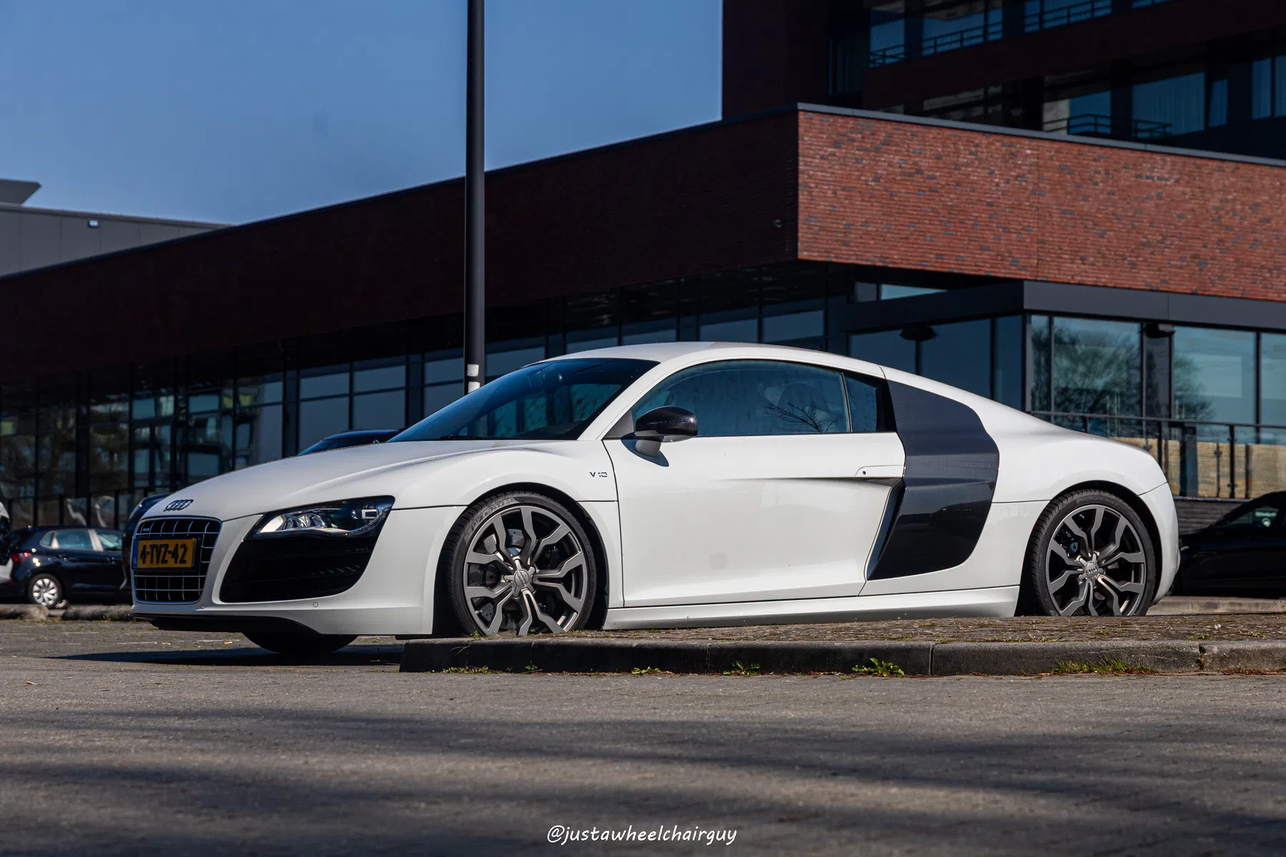 Audi R8 V10