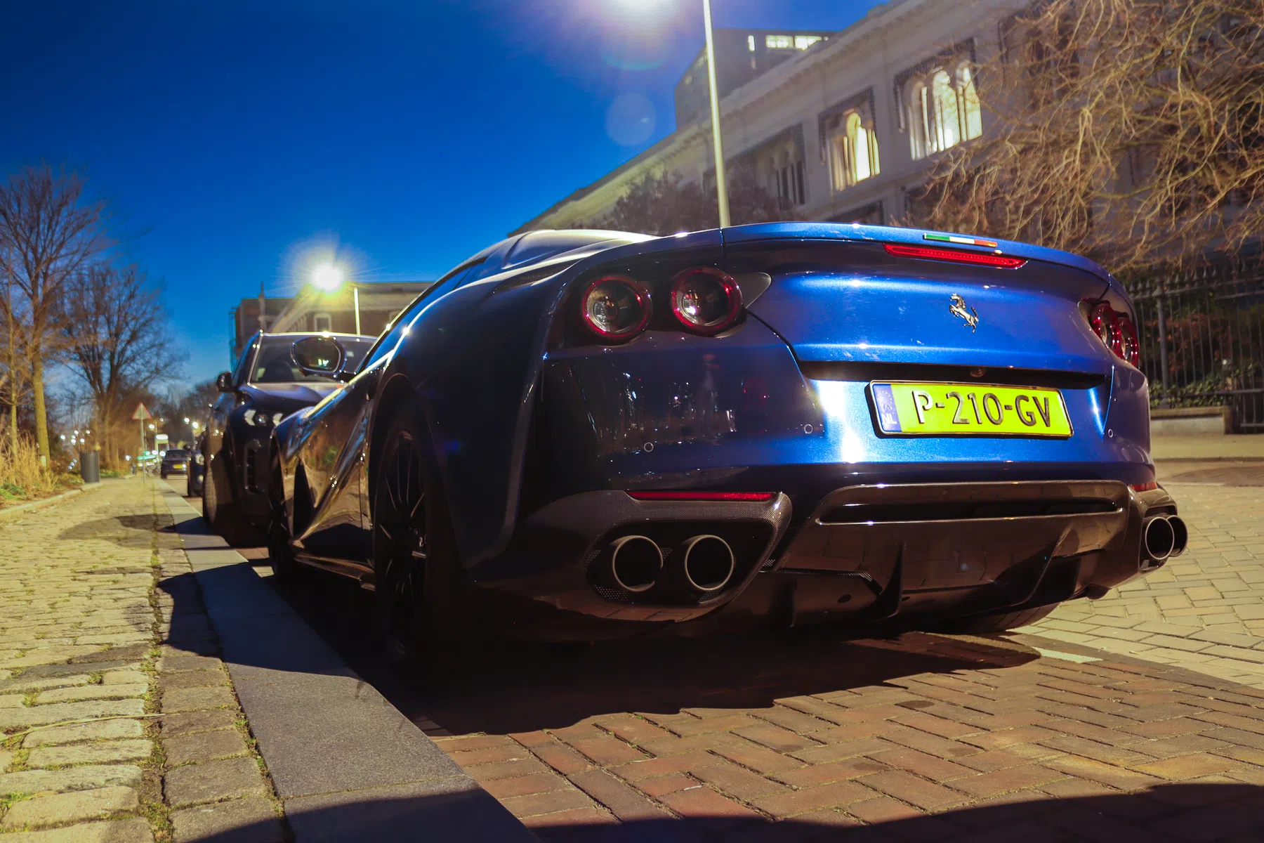 Ferrari 812 GTS