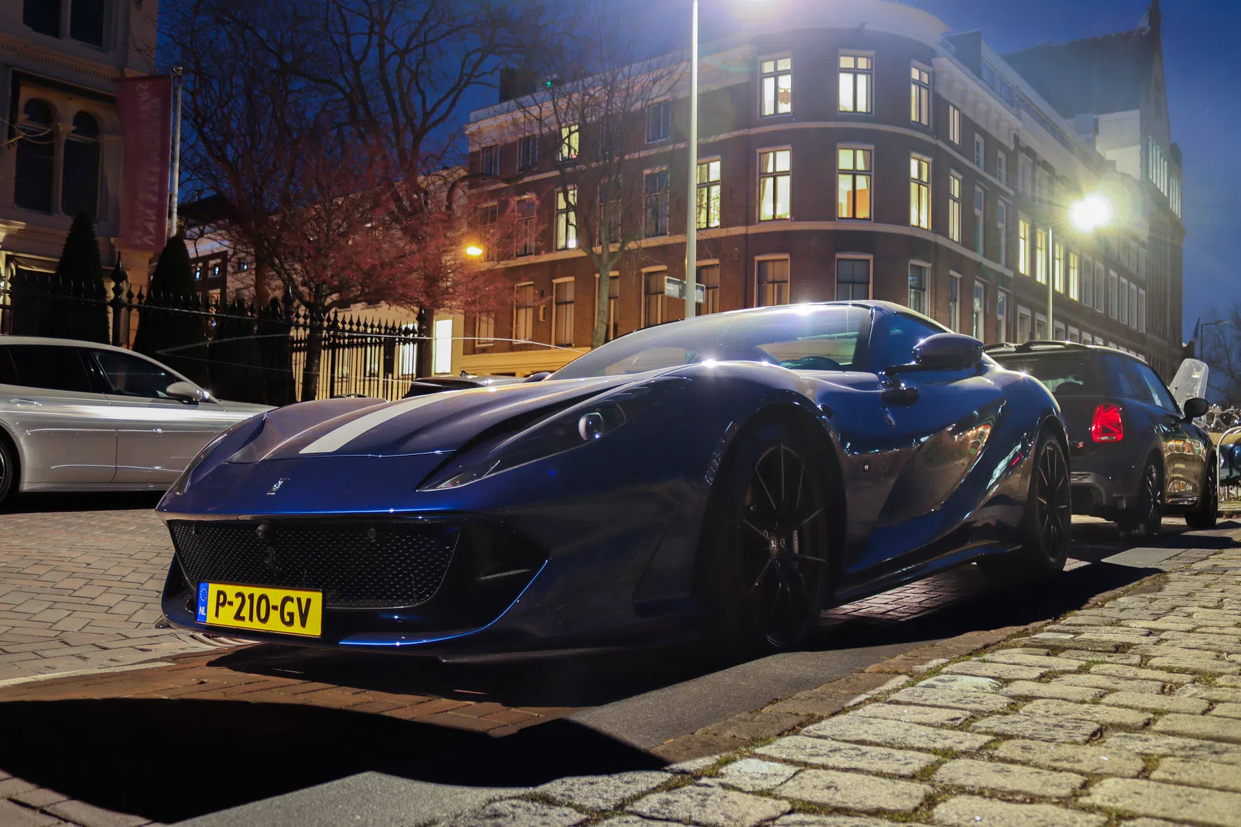 Ferrari 812 GTS