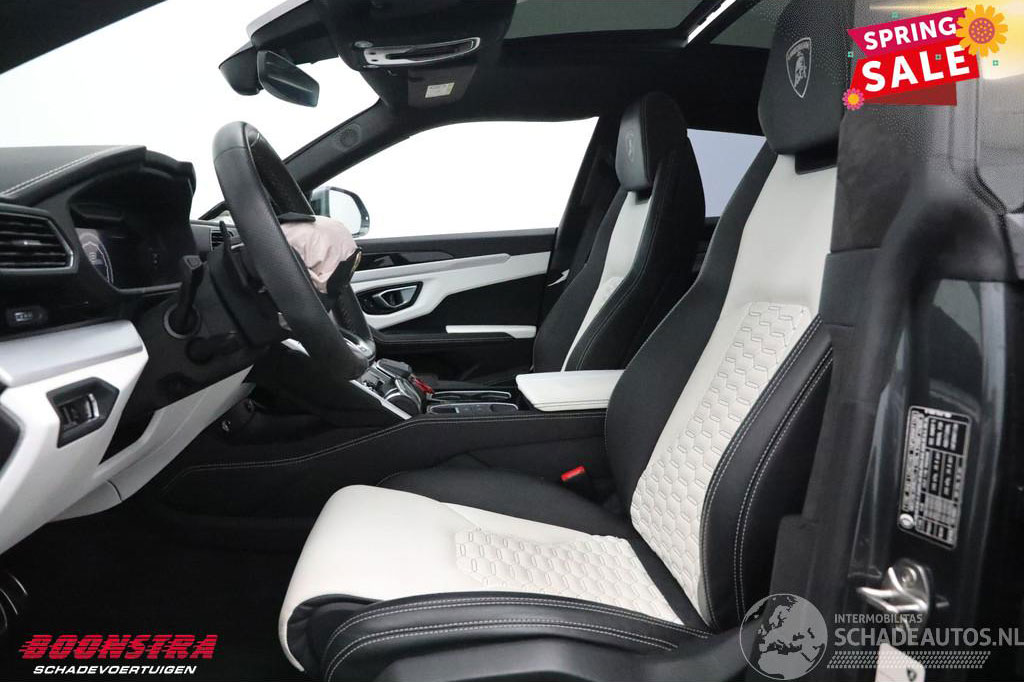 Lamborghini Urus schadebak