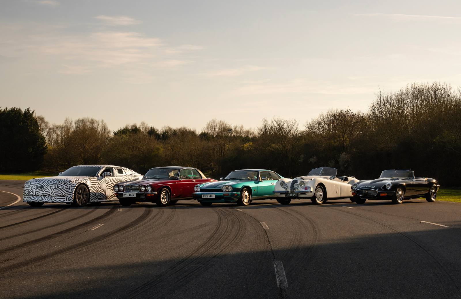 Jaguar EV GT met Jaguar iconen