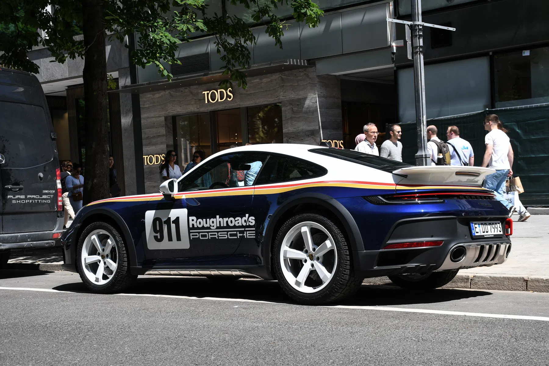 Porsche 992 Dakar