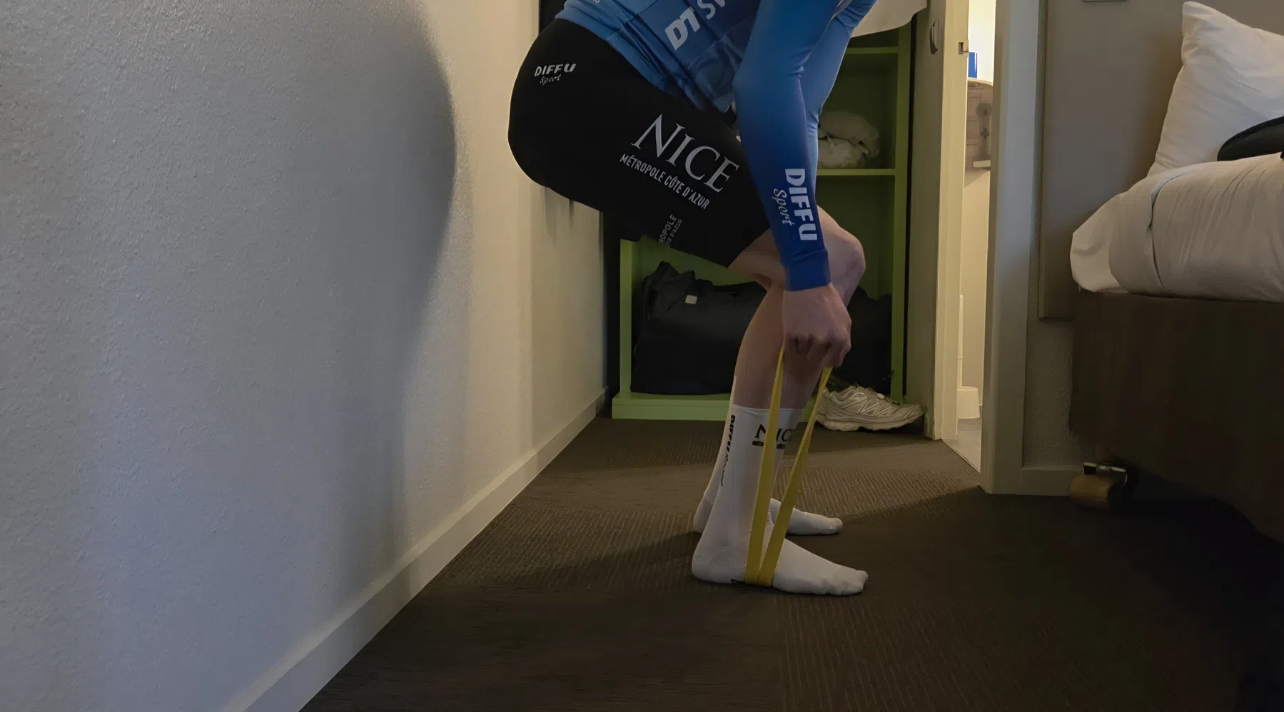 banden hip hinge
