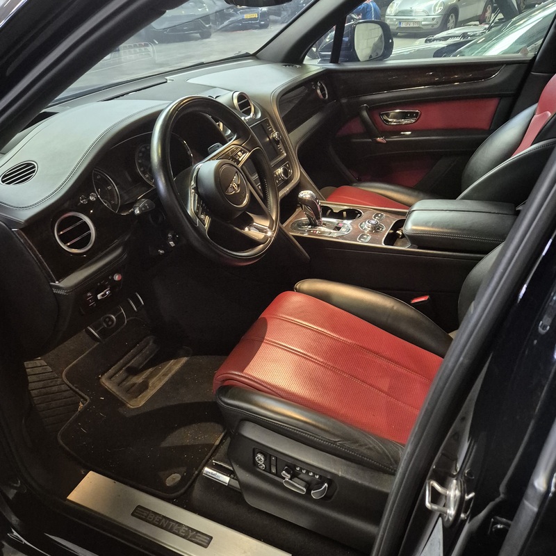 Bentley Bentayga Ali B