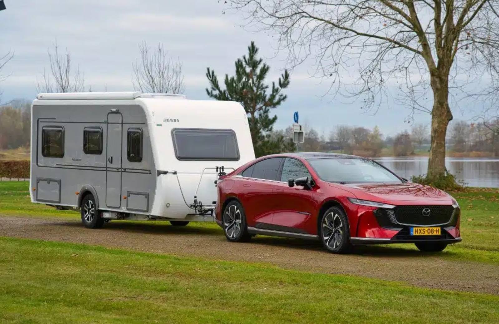 Mazda 6e met caravan