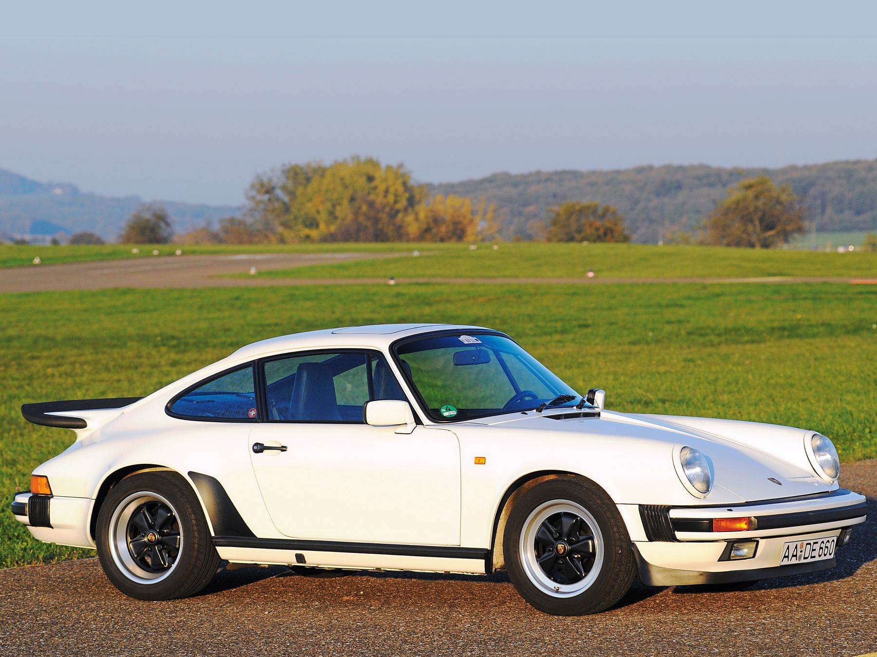 Porsche 911 Carrera WTL