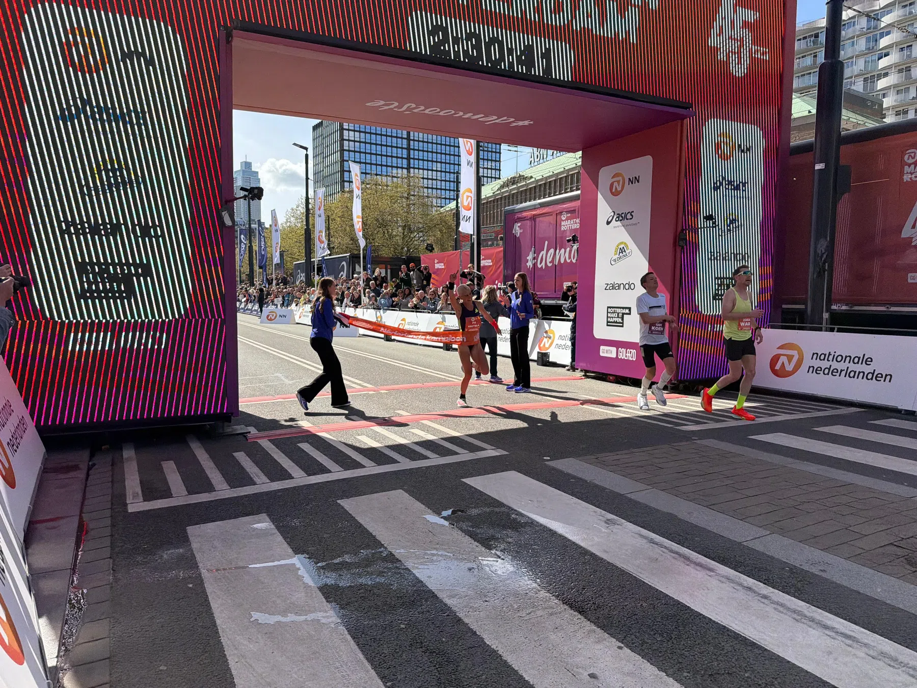 Mikky Keetels wordt voor het eerst Nederlands kampioen op de marathon
