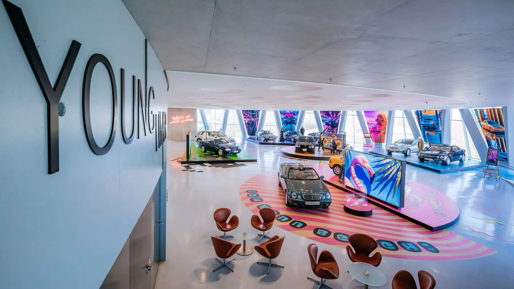 Mercedes museum youngtimers