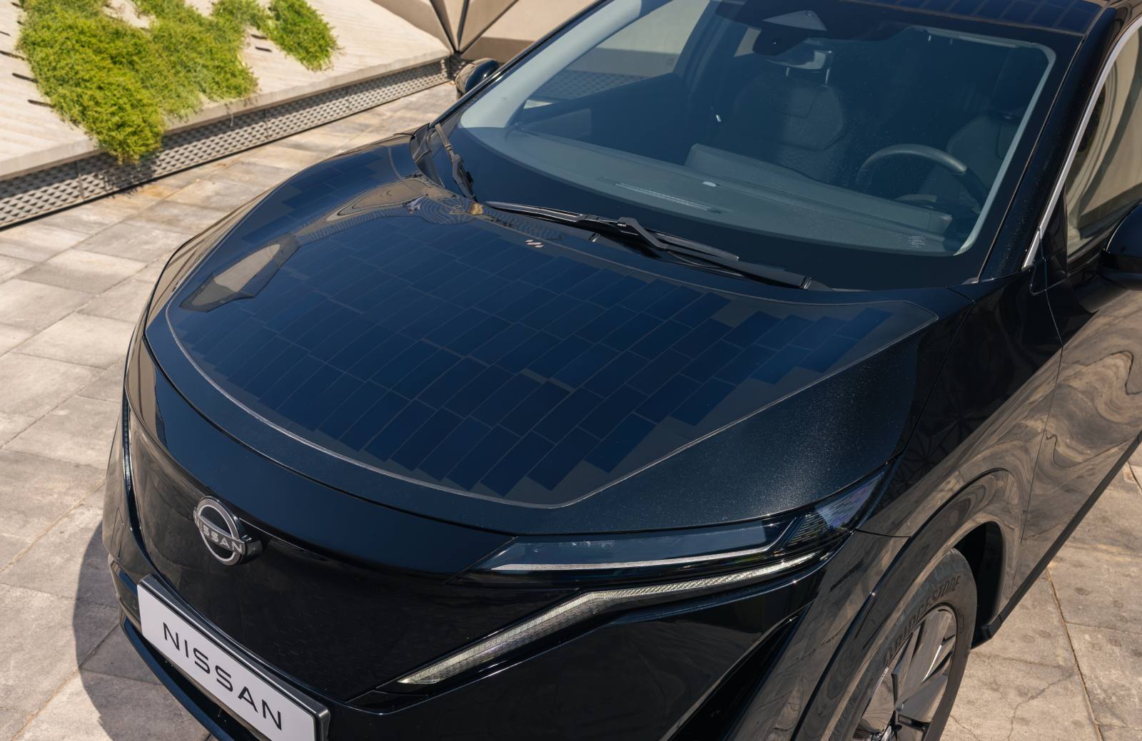 Nissan Ariya zonnepanelen