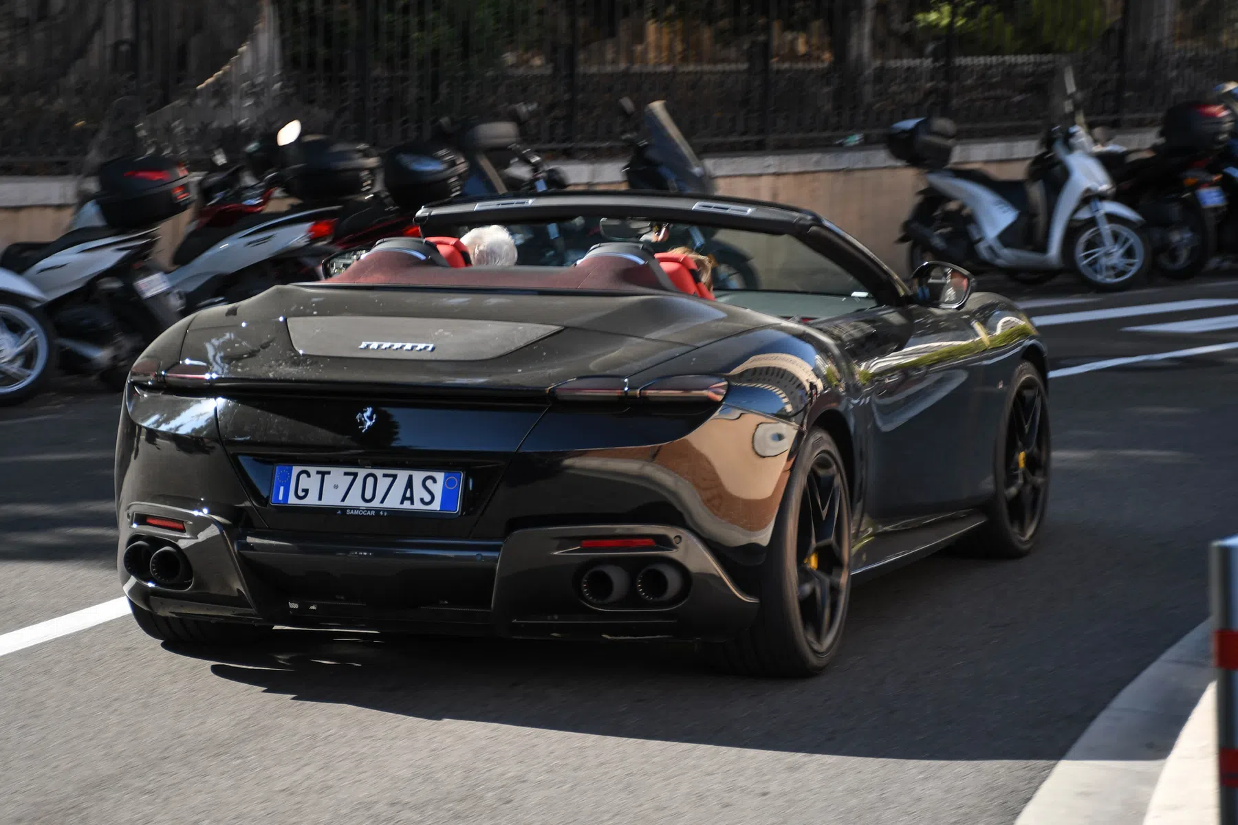 Ferrari Roma Spider