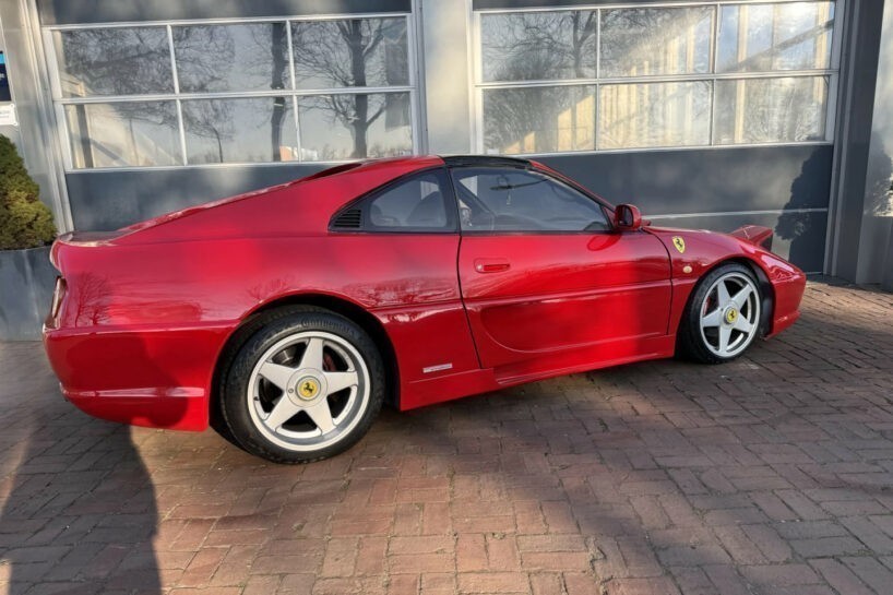 Ferrari F355 replica