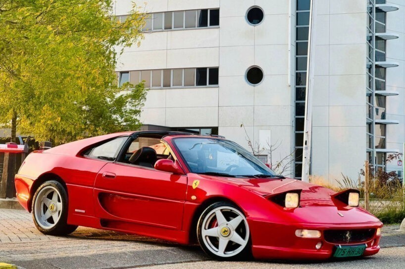 Ferrari F355 replica