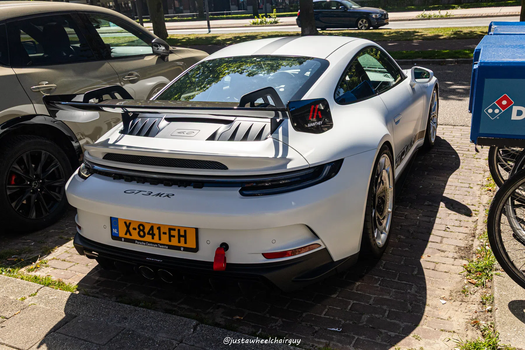 Porsche 992 GT3 MkI Manthey Racing