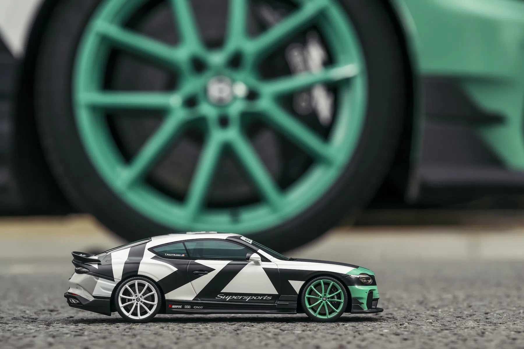 Bentley FULL SEND