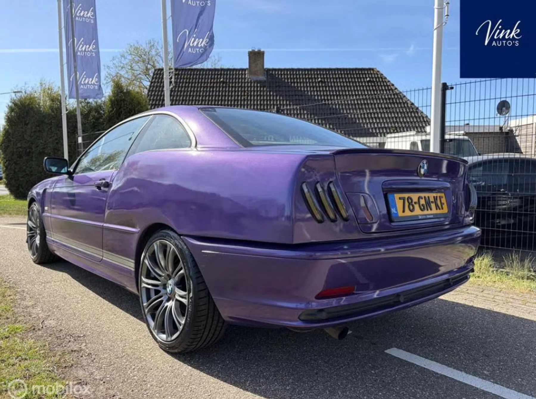 Deze BMW 318CI op Marktplaats is pure visuele terreur