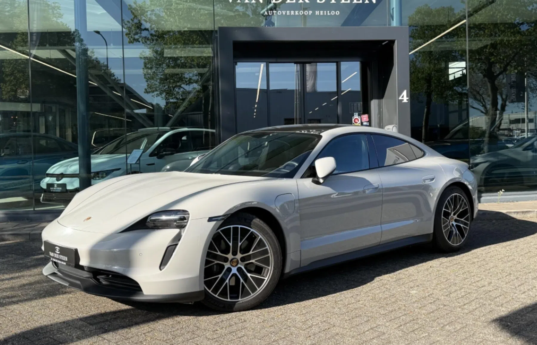 Dit koop je allemaal voor de prijs van een elektrische C-klasse