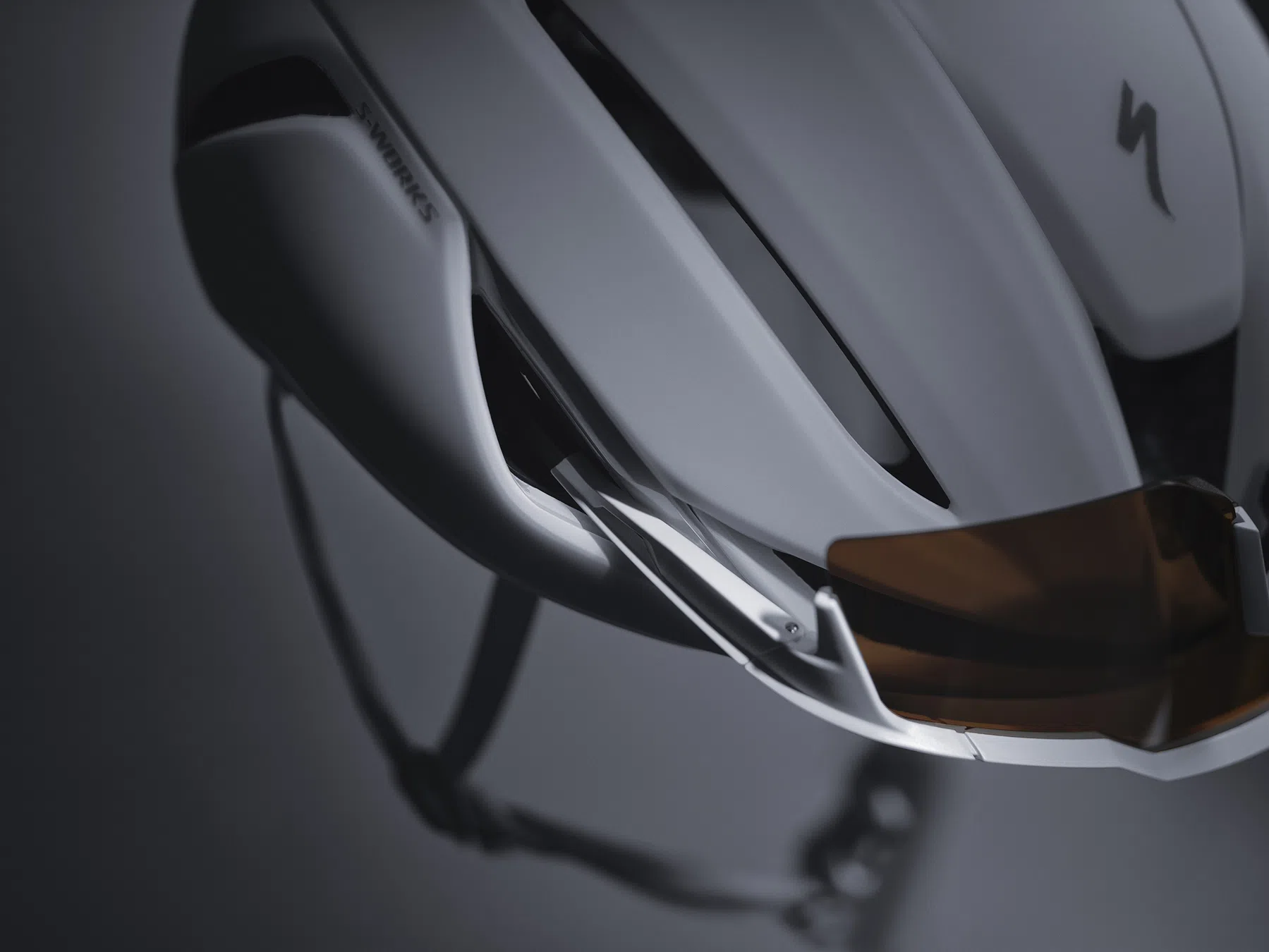Specialized Evade 4