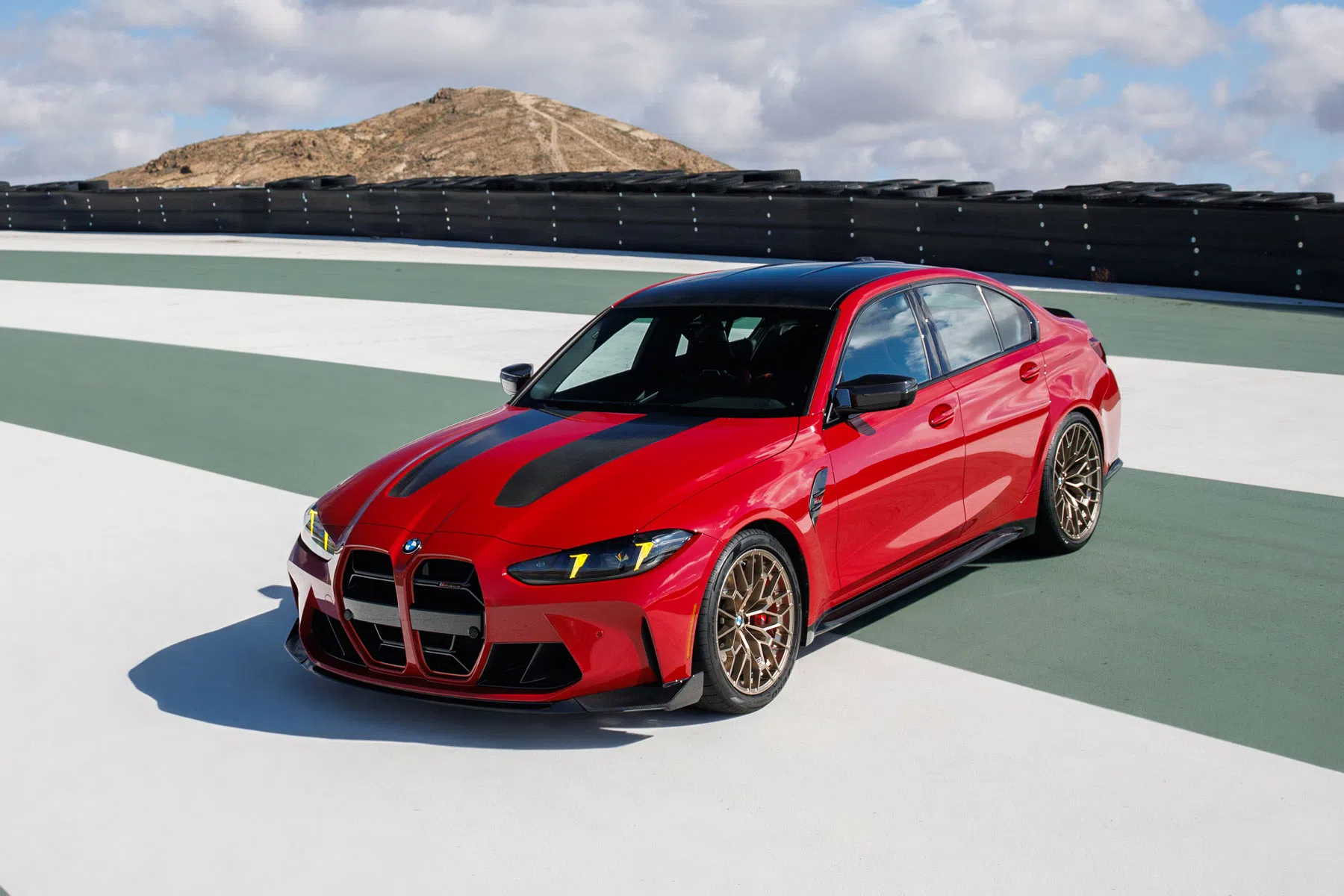 BMW M3 CS met handbak verkoopt als warme broodjes