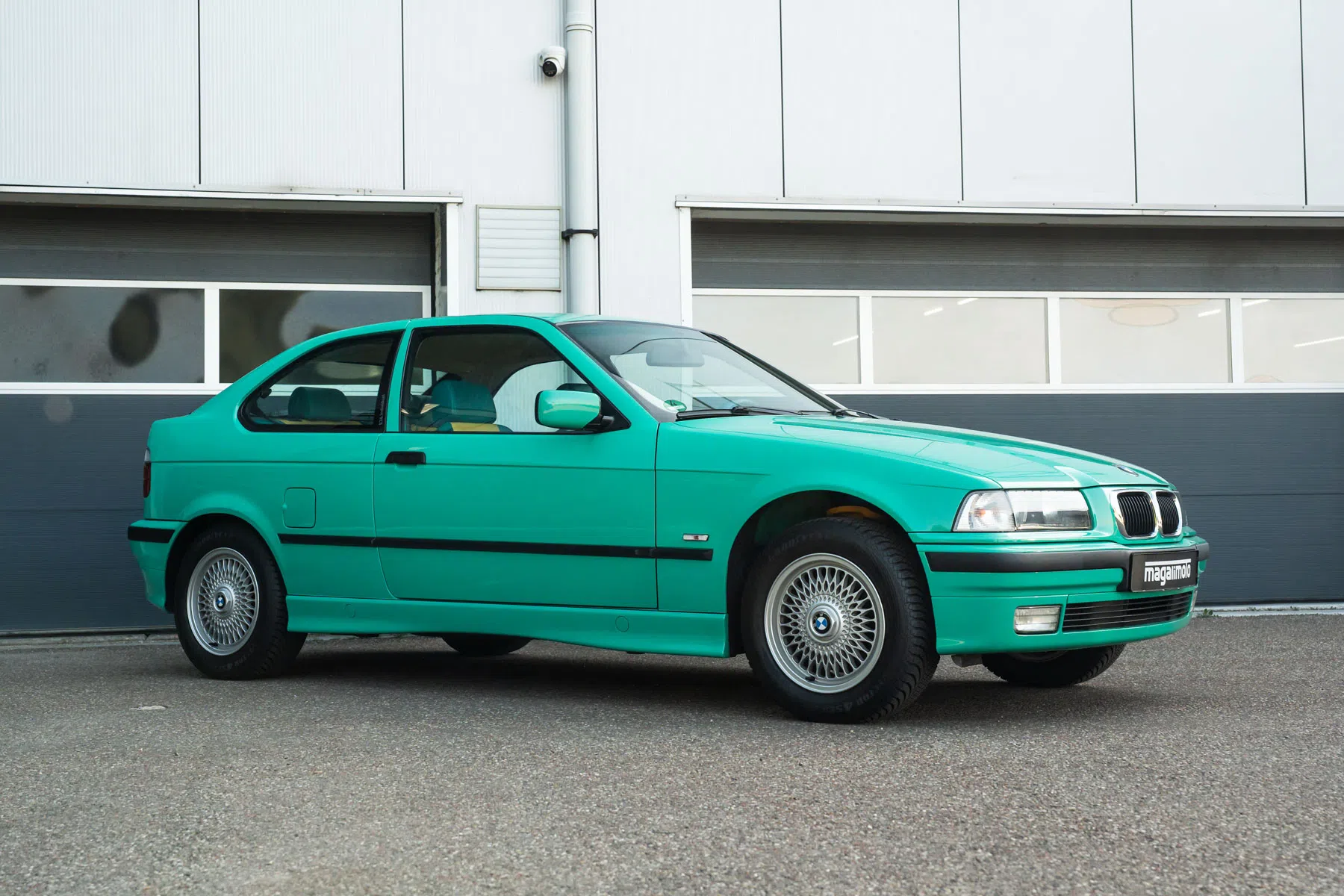BMW 316i Compact Individual