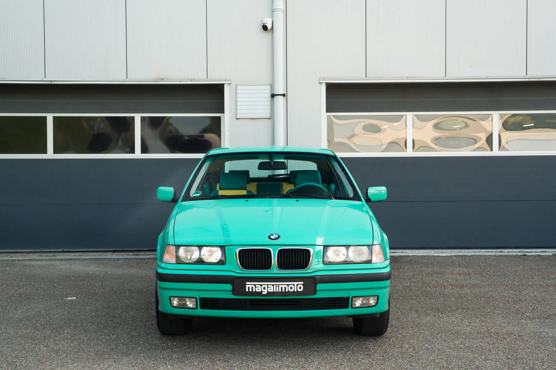 BMW 316i Compact Individual