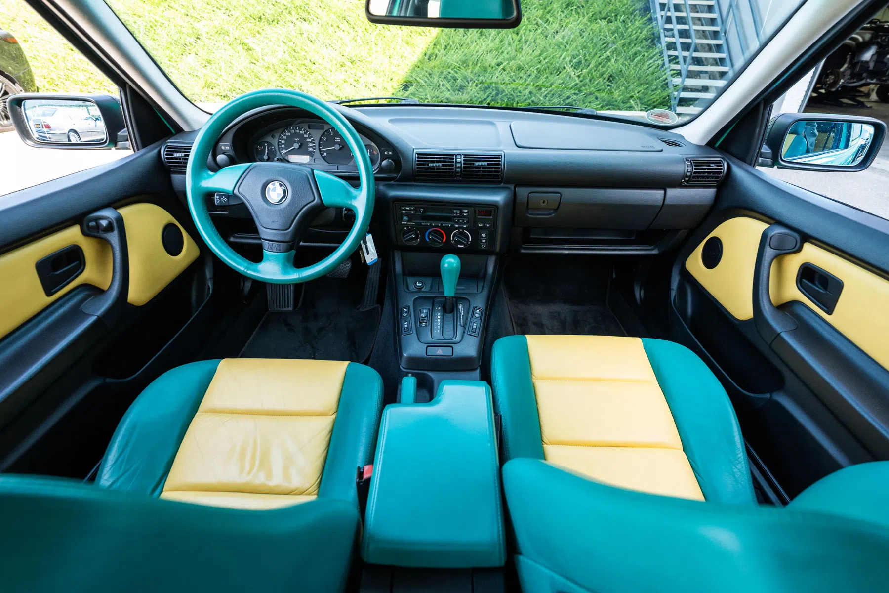 BMW 316i Compact Individual