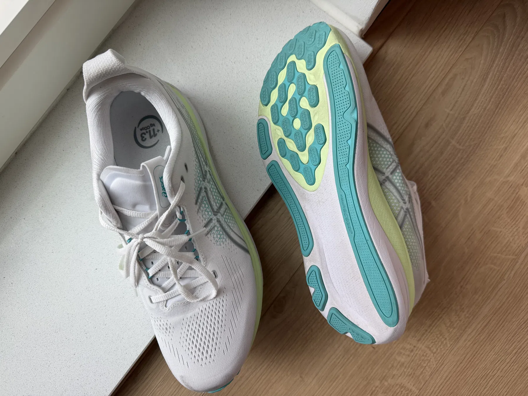 ASICS GEL KAYANO-33