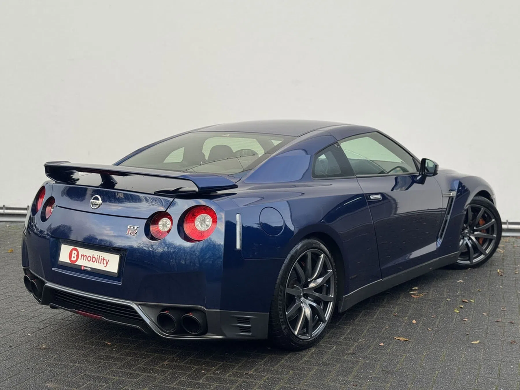 Nissan GT-R