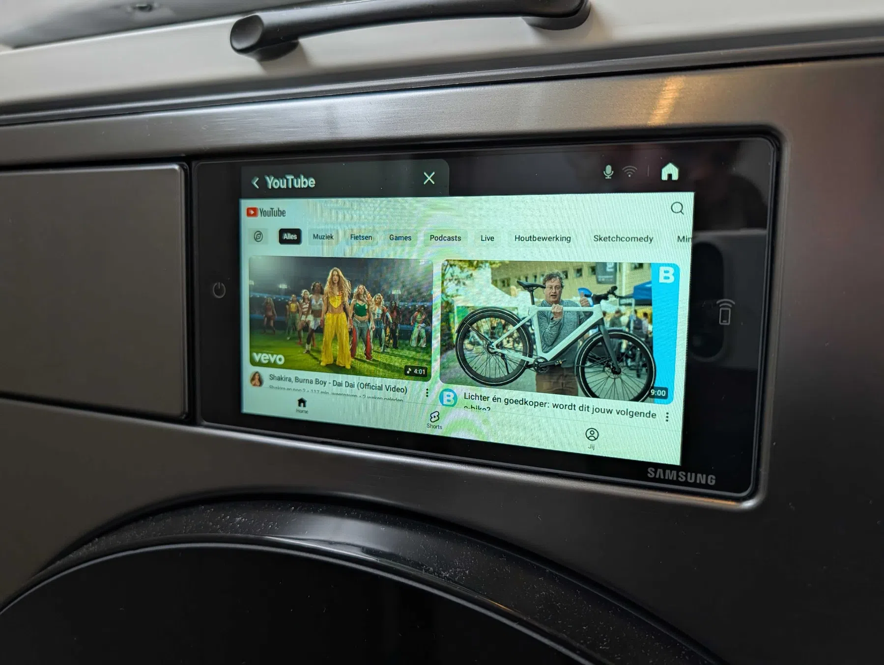 YouTube op de wasmachine, is dat nou nodig? (Nee)