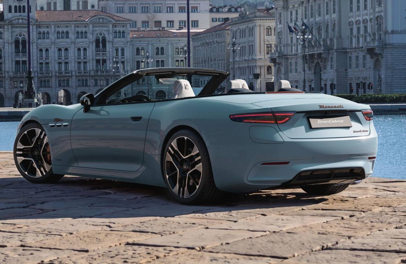 Maserati GranCabrio facelift 2026