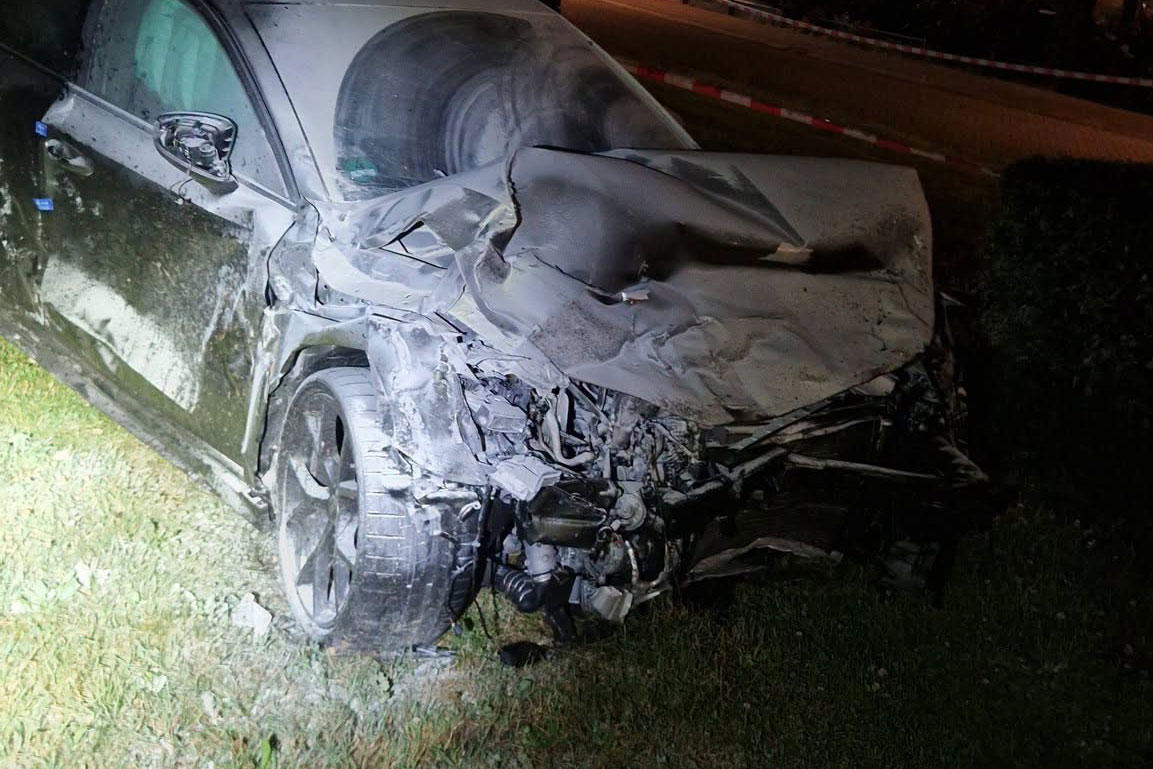 Audi RS3 crash Almere