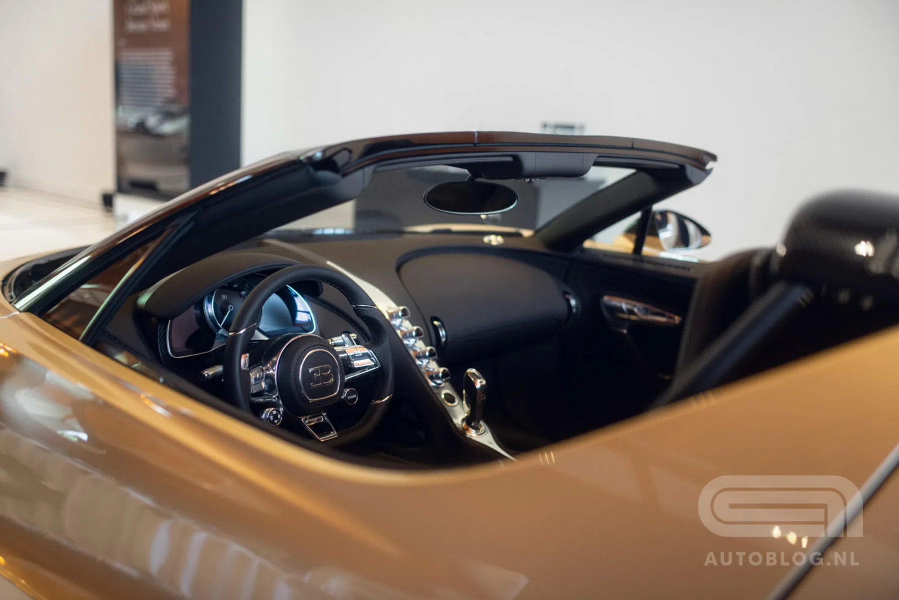 Bugatti W16 Mistral