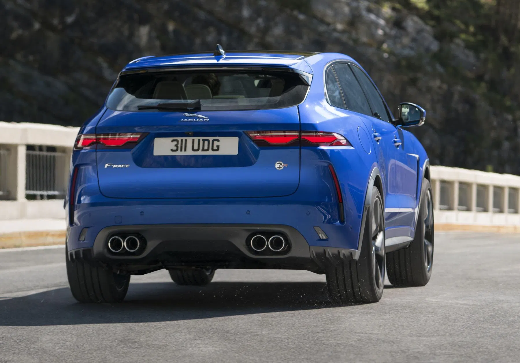 Jaguar F-Pace SVR