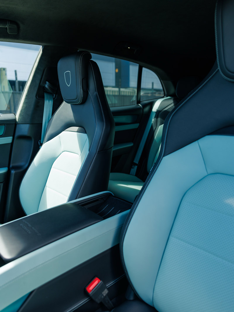 Porsche Cayenne Electric PTS