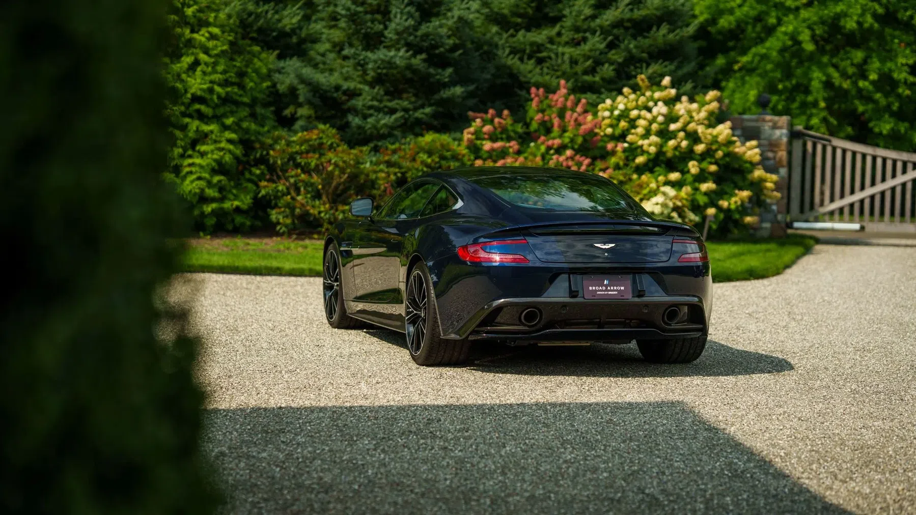 Aston Martin Vanquish Daniel Craig