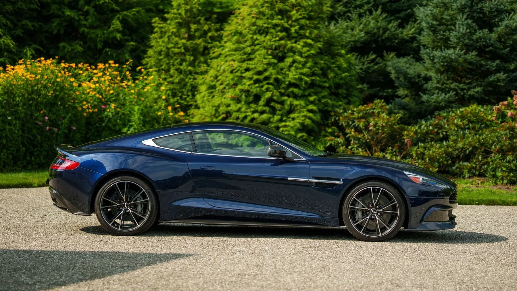 Aston Martin Vanquish Daniel Craig