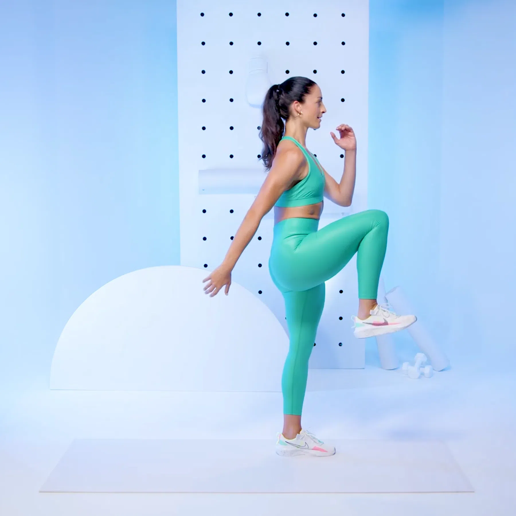 Reverse lunge naar knee drive