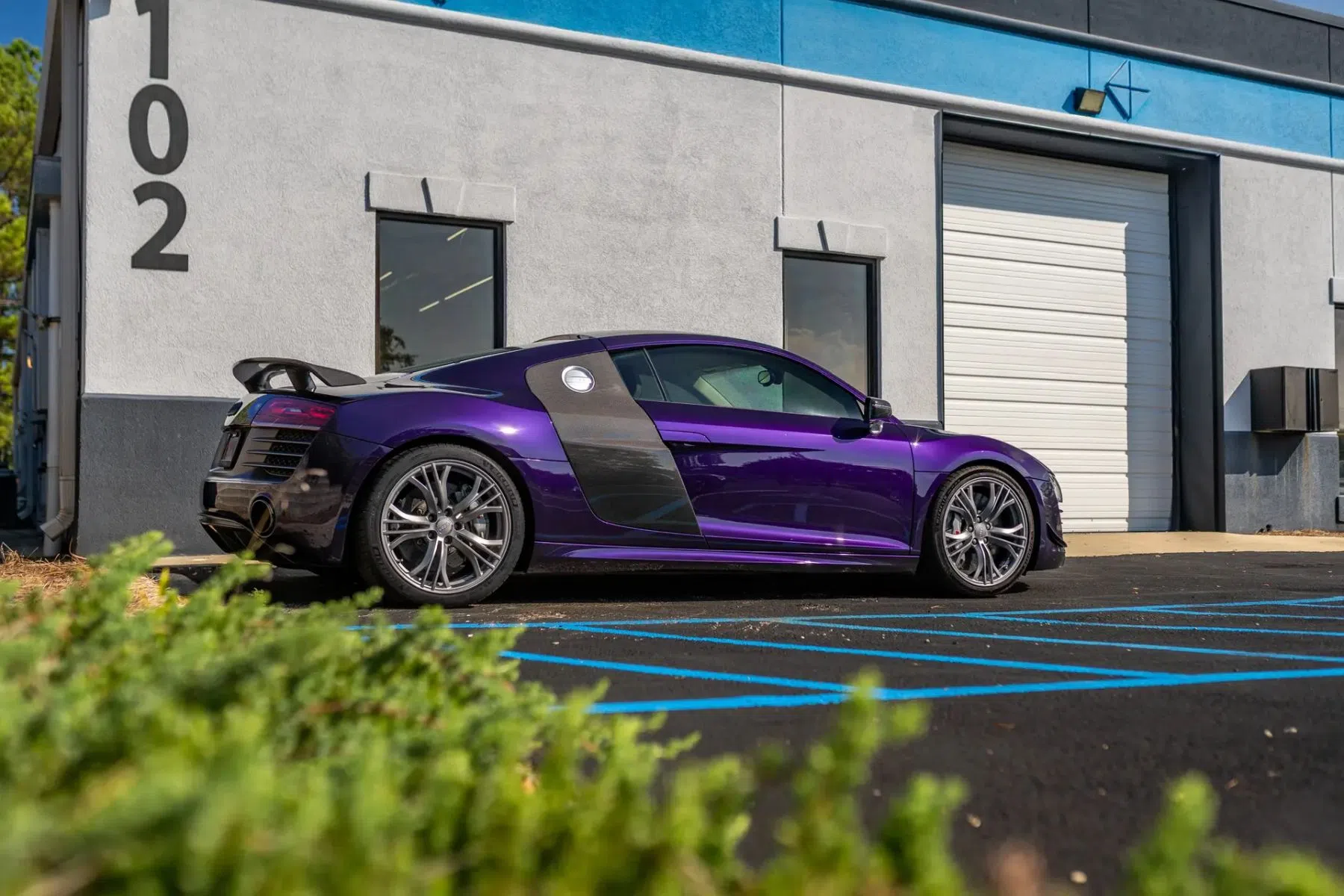 Audi R8 V10 Velvet Purple