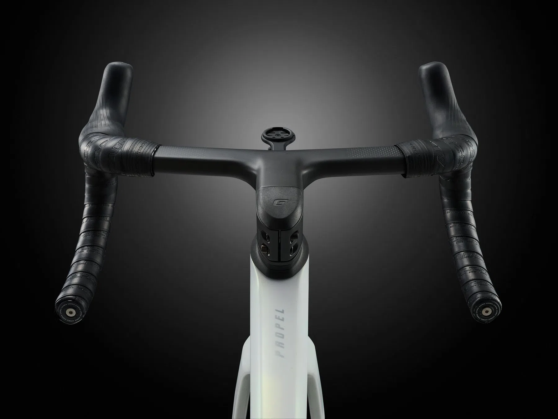 De Cadex Aero Integrated Handlebar