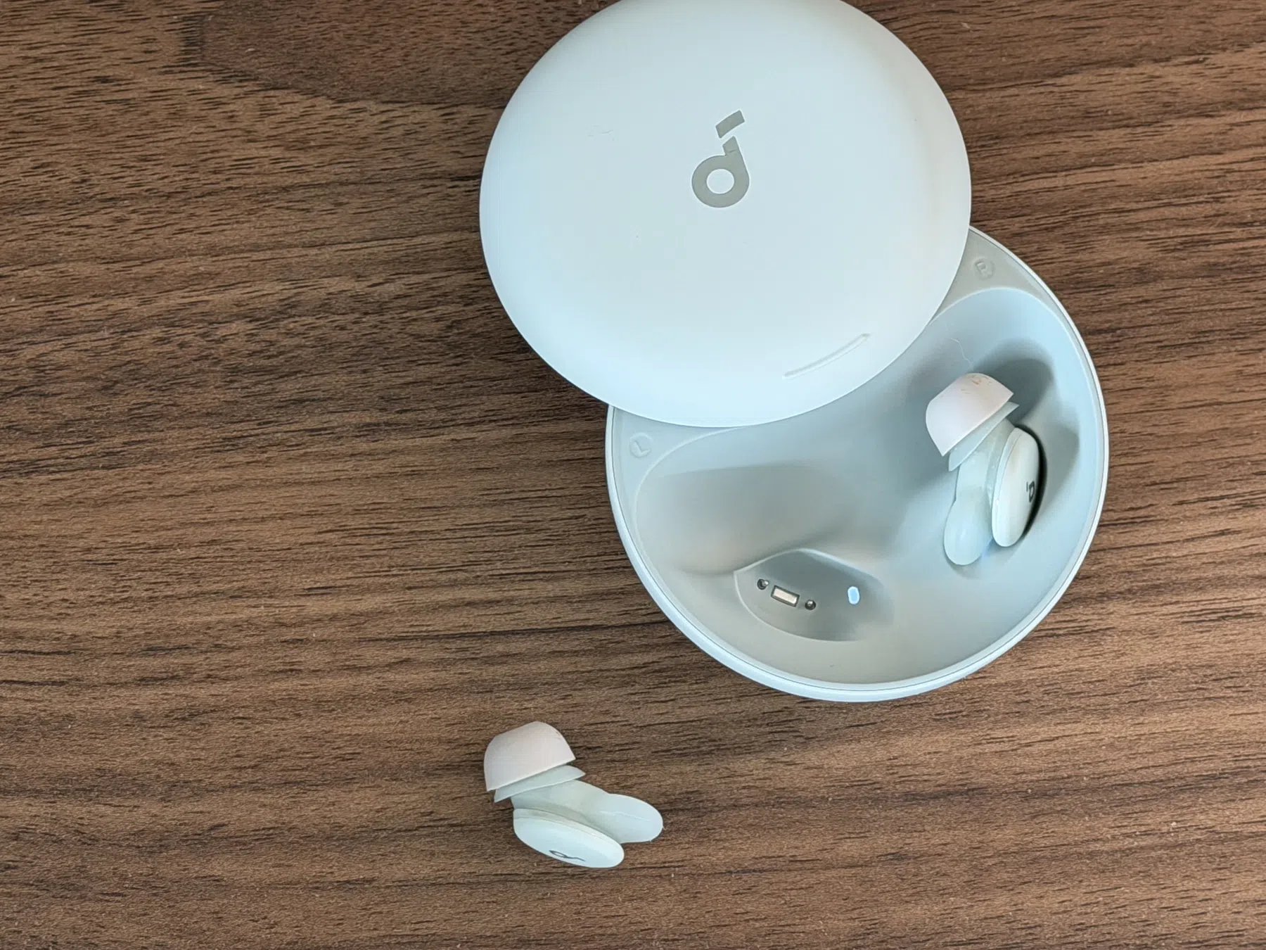 Anker Soundcore Sleep A30