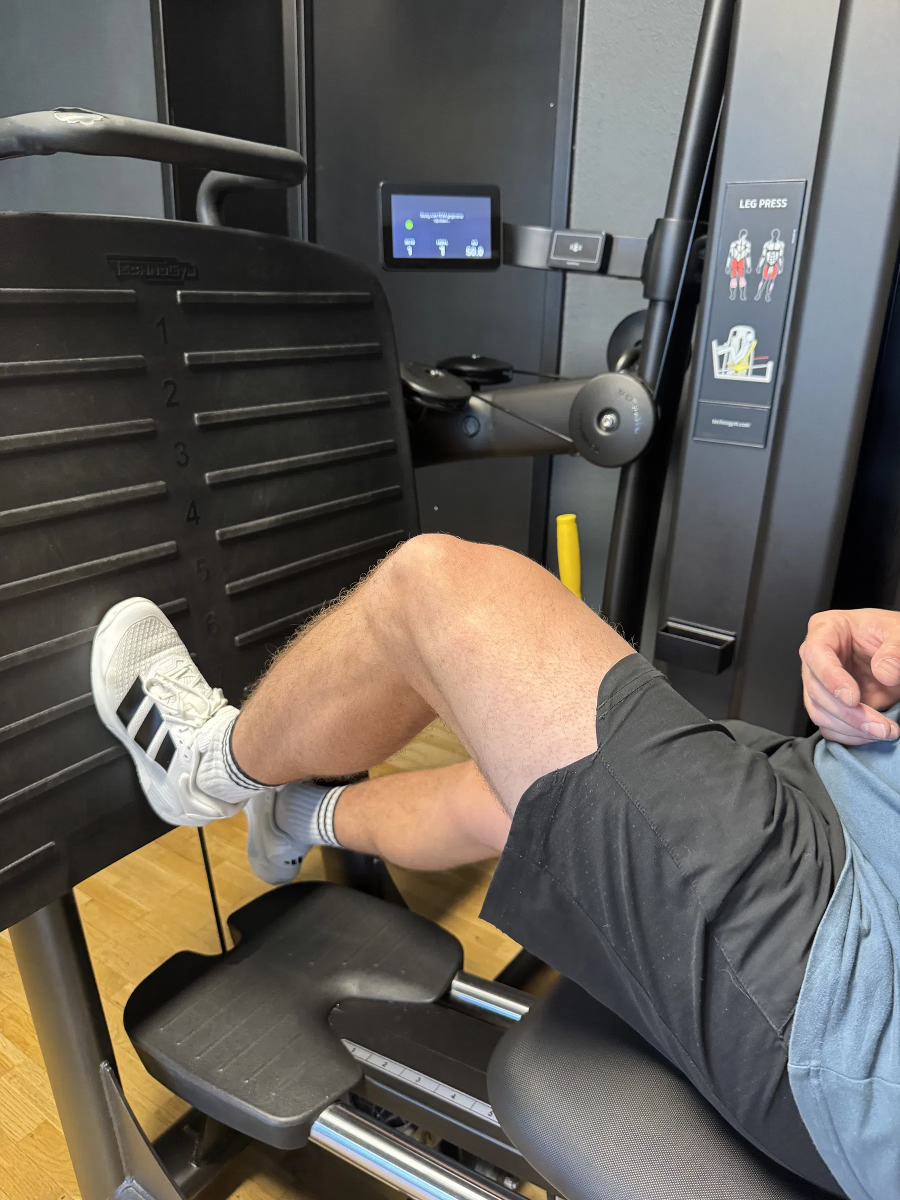 Kevin squat met adipower 3