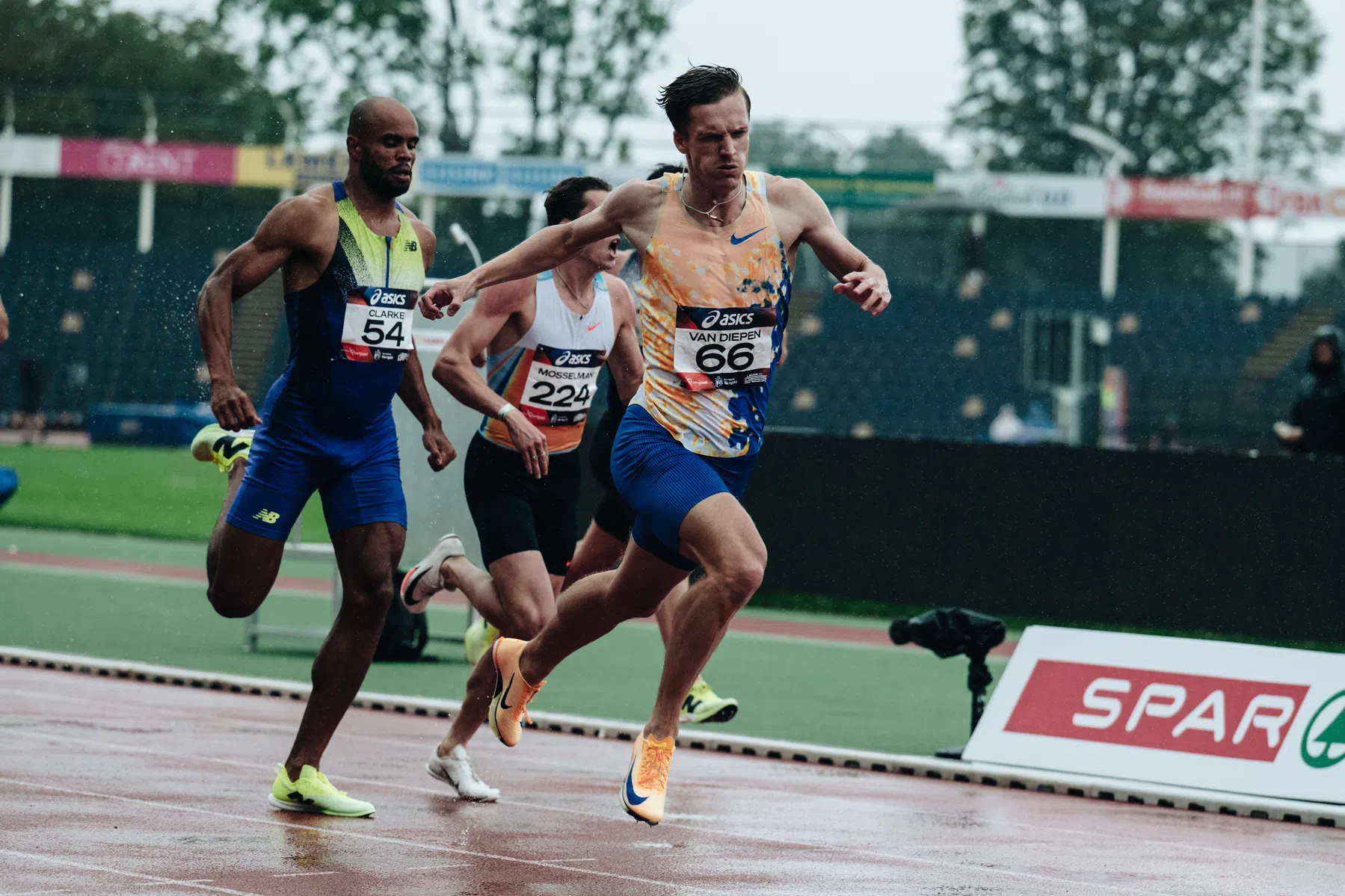 NK 800 meter