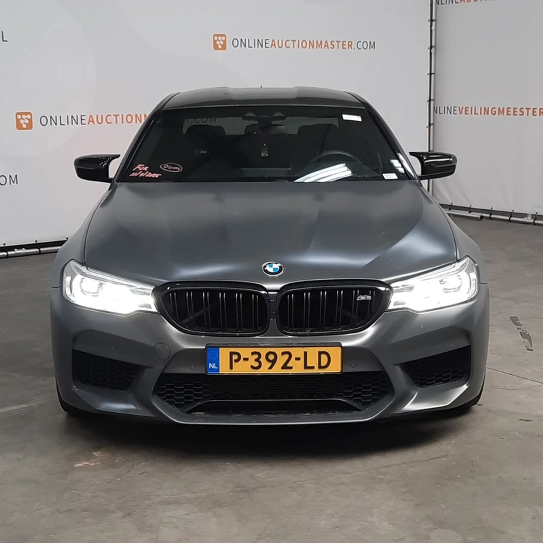 BMW M5 Domeinen